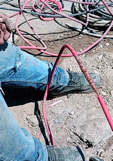 Cambio de Cable en BT, empalme a falta de conectores.⚡👷#tableroselectricos #electricistatrujilloperu #electricidaddomiciliaria #solucioneselectricas #electricista