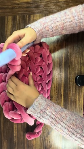 How to single crochet 🧶 #onekooka #crochetersoftiktok #crochet