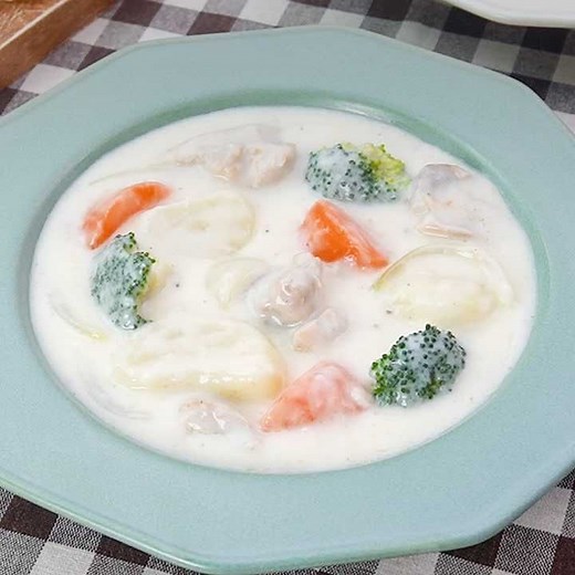 なめらかクリーミー♪ 基本のクリームシチューのレシピ動画・作り方 | デリッシュキッチン