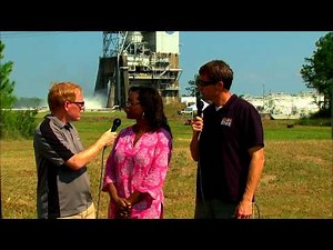 Smoke and fire RS 25 rocket engine test