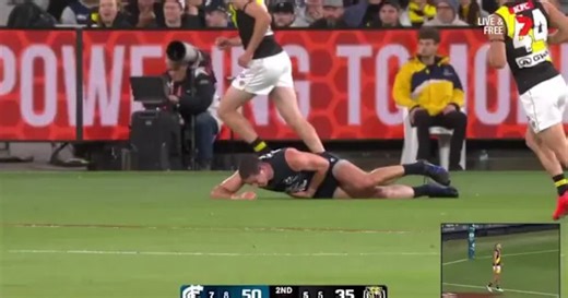 Jonty Faull punches Jacob Weitering