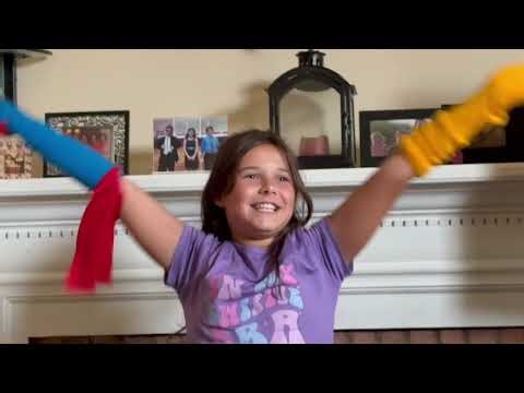 Alana puts on a puppet show (using pappy duke's socks)