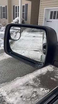 Ram 1500 Things You Might Not Know #18 - Auto Tilting Side View Mirrors in Reverse #ram1500 #truck