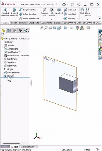 Automatic Sizing of Reference Plane in SolidWorks | Quick Tutorial #shorts