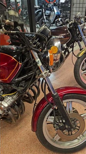 QUEM CONHECE ESSA MOTO? #honda #cbx