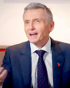 38K views · 1.8K reactions | The golden voice of commentary takes his place in the Australian Football Hall of Fame  | AFL | Facebook