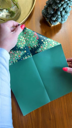 💸 Easy DIY envelope for a cash gift. #money #giftideas #ChristmasGifts This original video was produced by Network Media, LLC and Jeff & Lauren Productions. | Creative Crafting