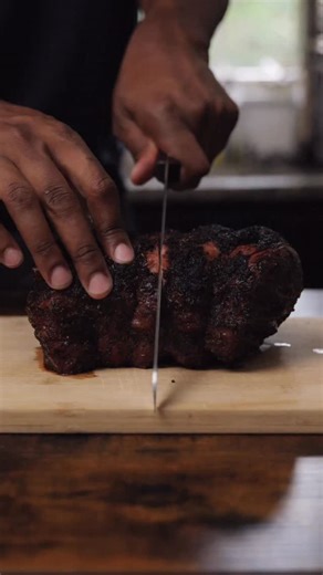 Food Content Creator | Dom on Instagram: "Low and slow smoke meets high-heat sear. This Smoked & Seared Wagyu Chuck Roast brings prime rib energy—without the price tag. Here’s how: • Prep & Season: Trim excess fat, coat your Robbins Island Wagyu chuck roast with Dijon mustard, then season with kosher salt, coarse black pepper, garlic powder, rosemary, and thyme. • Dry-Brine: Rest uncovered overnight for that dry, flavorful crust. • Smoke: Run your smoker at 250°F with post oak or hickory. Place 