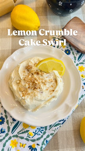 🥁 Introducing May’s flavor: Lemon Crumble Cake Swirls! 🍋 Bright, fresh, and full of nostalgic charm. These ultra-soft, buttery Swirls are layered with a vibrant lemon cake filling. 🍰 Each Swirl is topped with a lemon-vanilla buttercream and a delicate, buttery crumble on top. 💛 Mother’s Day Weekend Preorders are OPEN! #homebakery #wahm #cinnamonroll #fyp #lemon