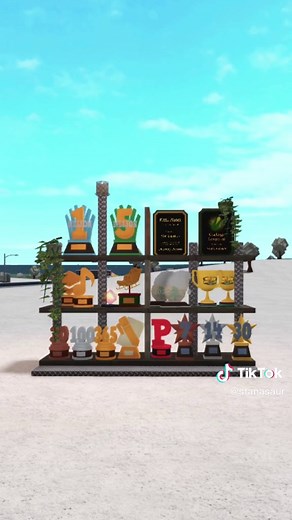 Bloxburg Trophy Case Tutorial - How to Sell and Decorate Trophies