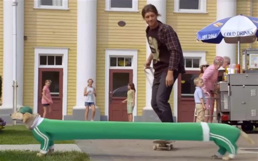 5只狗狗拥有了超能力，打败入侵的外星人拯救世界，一部动物电影