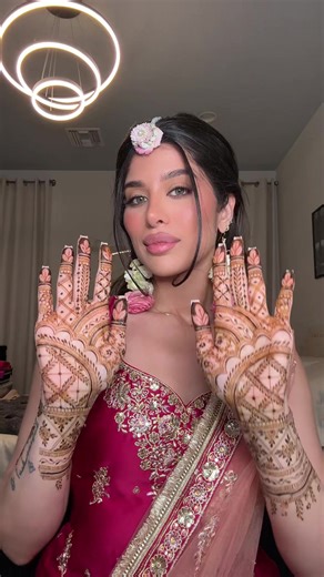 Stunning Pakistani Bride Mehndi Look Ideas