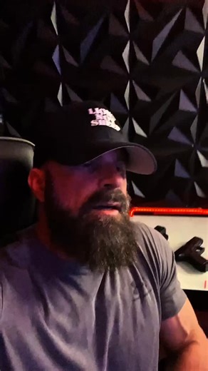 MOTS-C & Retatrutide at the same time (this one is awesome) Comment “HELP” for research Let me paint you a picture of what MOTS-C and Retatrutide actually are… The actual biological mechanisms causing every disease have been documented in peer reviewed journals for decades But nobody reads them People are too busy arguing on IG about whether seed oils are the devil or that GHKCu should actually be in a peptide blend … why? Because they’re selling blends… just follow the money or affiliate codes