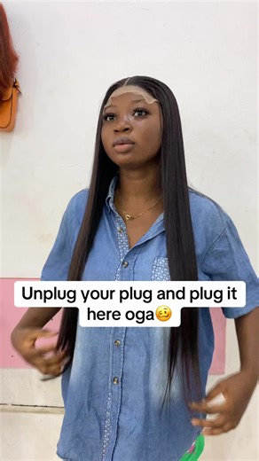 Hair description: 26 inches bonestraight natural color paired with 6 by 6 closure 300 grams Price 580k