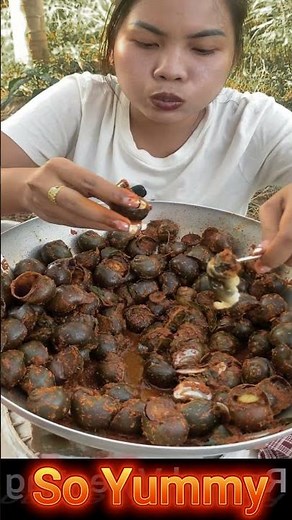 Eating Snails for the First Time ? 🐌 Please tell me delicious or not?