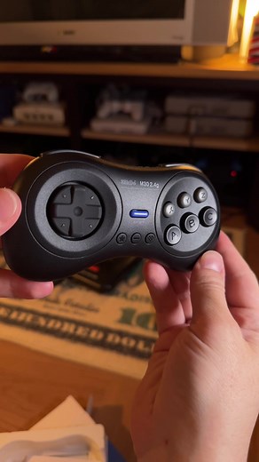 This is #8bitdo , the M30 wireless Gamepad and the Retro Receiver for Genesis and Mega Drive. If you want to enjoy Sega Genesis without wired controller, check #8bitdo shop. This is the best for enjoy your retro consoles with modern comfort. The Retro Receiver allow you to connect Xbox controller, Wii controllers, PlayStation 4 controllers and more, wireless to your Genesis / Mega Drive. More info on my Linktree 🔗 Have a good weekend my friends! #8bitdo #sega #controller #controllers #retro #qu