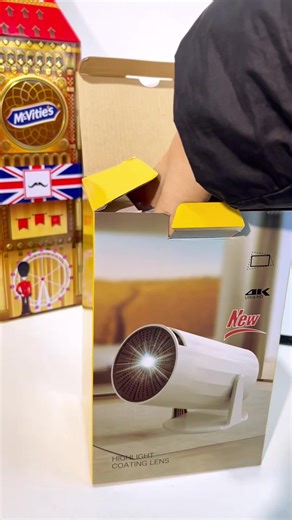 Create the Perfect Home Theater with Projector Screens