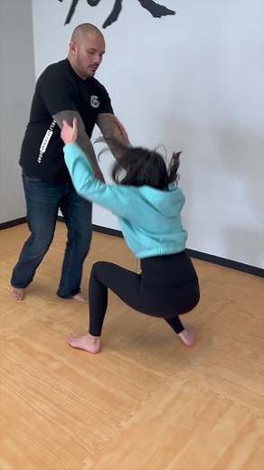 Women’s self defense, escaping an attempted attack. #selfdefense #selfdefence #martialarts #womensselfdefense