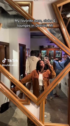 Detroit Nightlife Guide: Best Bars, Clubs & Lounges