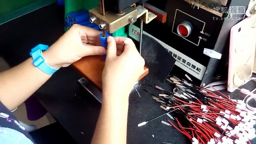 18650锂电池组是这样点焊的