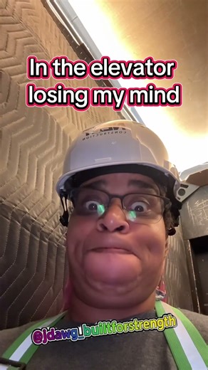 Elevator got me rethinking life choices 🤦🏾‍♀️😂