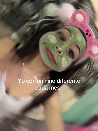 Es Broma: Reflexiones sobre Amor y Relaciones
