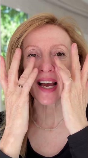 Eye Bags GONE in 60 Secs! The Under-Eye Lymph Drainage Hack