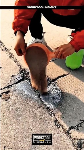 Smart worktool to fix concrete cracks using binder solution