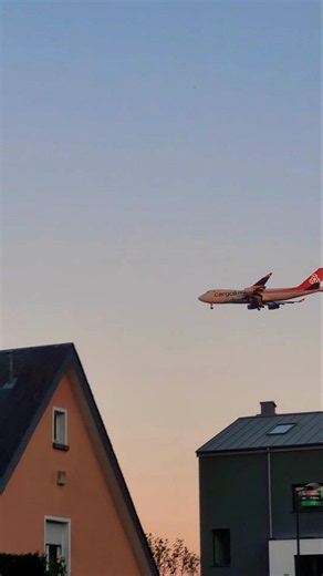 impressive Cargolux landing in Luxembourg, findel airport