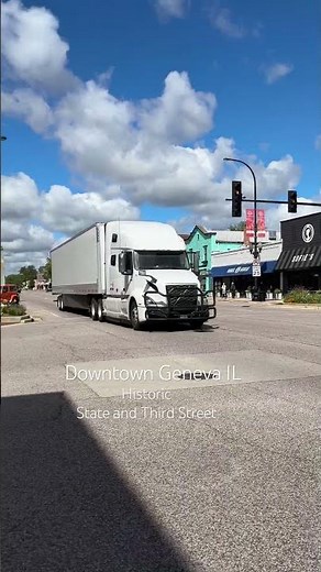 Downtown Geneva IL - Historic State and Third Street #travel #chicago