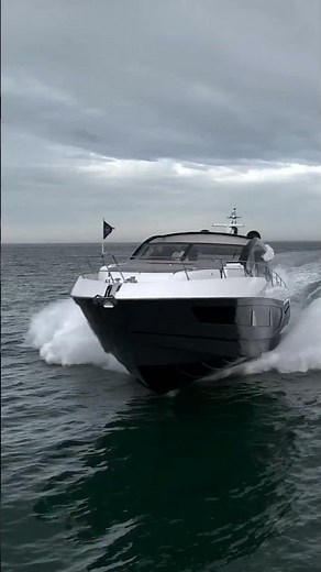 Sunseeker Predator 75