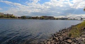 Lock and dam system helps to maintain river level