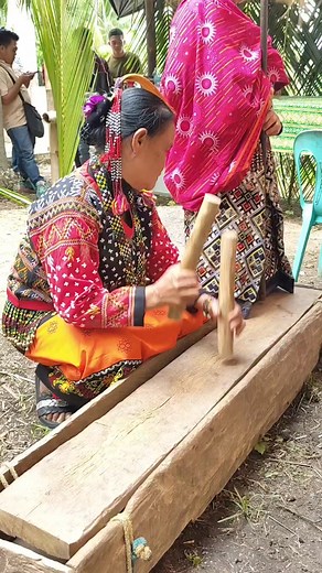 Experience the beauty of culture, tradition, and genuine hospitality here in Biya Tagakaulo Megsambuk sa Ginawa Association (Tagakaulo School of Living Tradition), Malungon, Sarangani!🫶 Look how Tagakaulo People welcomed Guests from Germany!🫶 08/21/2025 Malungon Your EXACT Destination! #SubidaMalungon #SaranganiProvince #SaranganiYourAdventure #LoveThePhilippines | Malungon Tourism Office