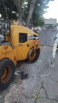 Rolo CB-34 Caterpillar Funcionamento e embarcar na Prancha!! #caterpillar #rolocompressor