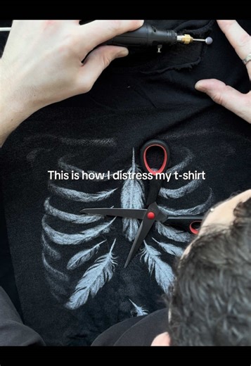 This is how I distress my t-shirt..