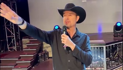 A Little Less Conversation….. 🎶😅🤣 Clay Cooper Dean Z #Oscars #reenactment ￼#WillSmith #ChrisRock | Clay Cooper Theatre