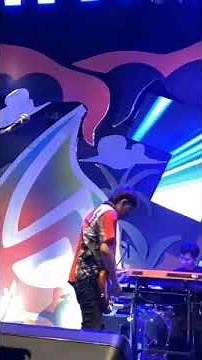 Mai In Action #armada #concert