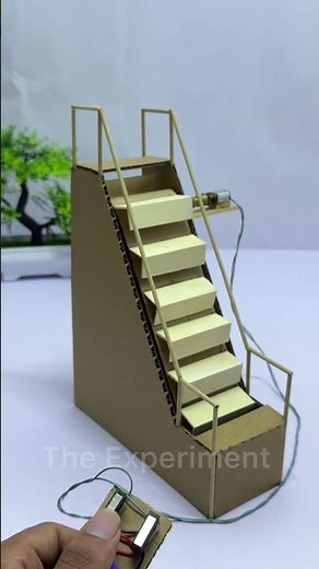Escalator working model with DC motor #dcmotor #tech #youtubeshorts