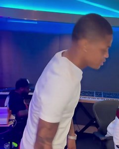 Please don’t sleep on YK Osiris’ classic R&B dance moves 😂 | DefJam