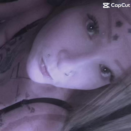 #👑QueenStar⭐️