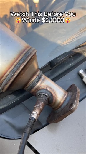 🚨Is your CHECK ENGINE light on? Don't pay a mechanic hundreds! A faulty 02 Sensor is the cause and it's EASY to fix yourself. Our premium oxygen sensor: ✅Direct OEM Fit - No guesswork ✅Boosts MPG & Restores Power ✅5-Minute DIY Install (Save $$!) Watch how easy it is to replace it and get your car running smoothly again. ⬇️Get the RIGHT sensor for your car now! Click the link in our bio! #O2Sensor #CheckEngineLight #DIYMechanic #CarRepair #SaveMoney