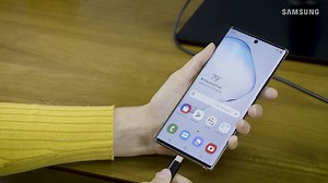 1.8K views · 51 reactions | Your Note 10 screen is big... but sometimes you need even MORE screen space. Use Samsung DEX to connect your device to a PC or Monitor for an even larger picture. This can be extremely useful for giving presentations, watching movies, and more! | Samsung Support | Facebook