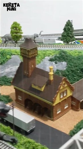 Kereta Miniatur Skala N Kato 🚂🚋🚋🚋⛈ #Shorts #keretamainan #keretaapi #miniaturkeretaapi #diorama