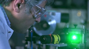 17K views · 141 reactions | The United States Air Force had concerns that their pilot's helmet-mounted displays were lacking in reliable visibility. The solution? Using the Air Force's Small Business Technology Transfer program, researchers were able to put liquid crystals into a flexible film that can instantly adapt to changing light conditions. Full Story: https://go.usa.gov/xPBjD | Airman Magazine | Facebook