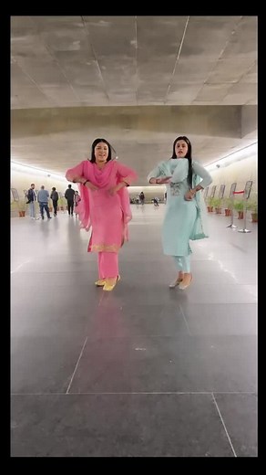 Punjabi Gidha Boliyan Dance Compilation