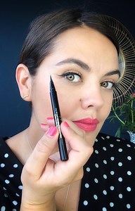 42K views · 307 reactions | A step by step guide on achieving the perfect flick eyeliner. Makeup: Bobbi Brown Punch artist lipstick L’Oreal paradise mascara Stila stay all day waterproof eyeliner. NARs eye brow pencil. Elf brow mascara in dark brown. | Bryony Blake | Facebook