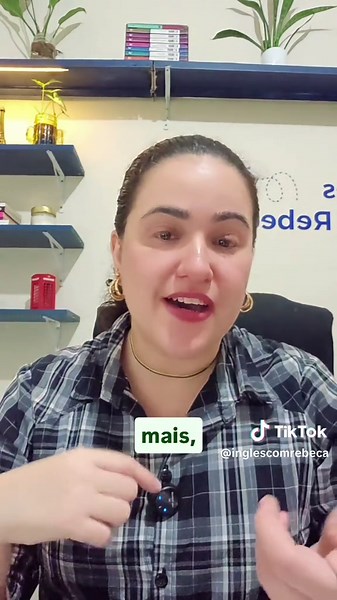 Dificuldade de fala pra quem está aprendendo inglês é um caso muito real e comum, não só para os iniciantes! Cada caso pode ser um caso diferente! Pode sim ser erro de estratégias de estudos (aí te convido a assistir as aulas do Key to Fluency 🔑). Mas também podem ser questões internas, travas emocionais ou bloqueios diversos. E nesse caso nem sempre só ajustar a rotina vai te ajudar, aqui você vai precisar de um acompanhamento mais direcionado, olhando pra sua rotina, mas também olhando pra de