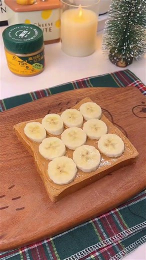 Peanut butter toast is such a heavenly combination! ㊙️ One bite and you're hooked… #WhatToEatForB...