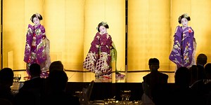 Japan’s Geisha Turn To TV Gigs, Curry Ads to Revive a Declining Art