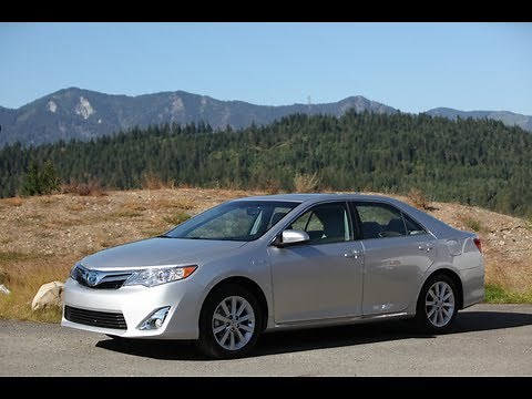 2012 Toyota Camry Review - Best-seller improved